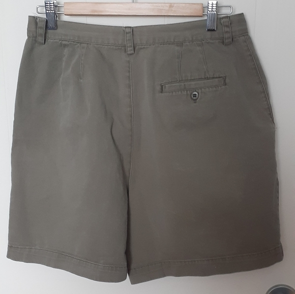 GAP womens shorts, size 14 - Picture 2 of 5